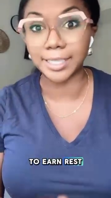 Feeling numb can be overwhelming. Remember, it’s okay to stop and just be. Your journal and peace are waiting.

Grab your copy of I MISS ME journal in the LINK IN BIO 📓✨

-
-
-
-
-
#selfreflection #wellbeing #selfhealers #selflove #healing