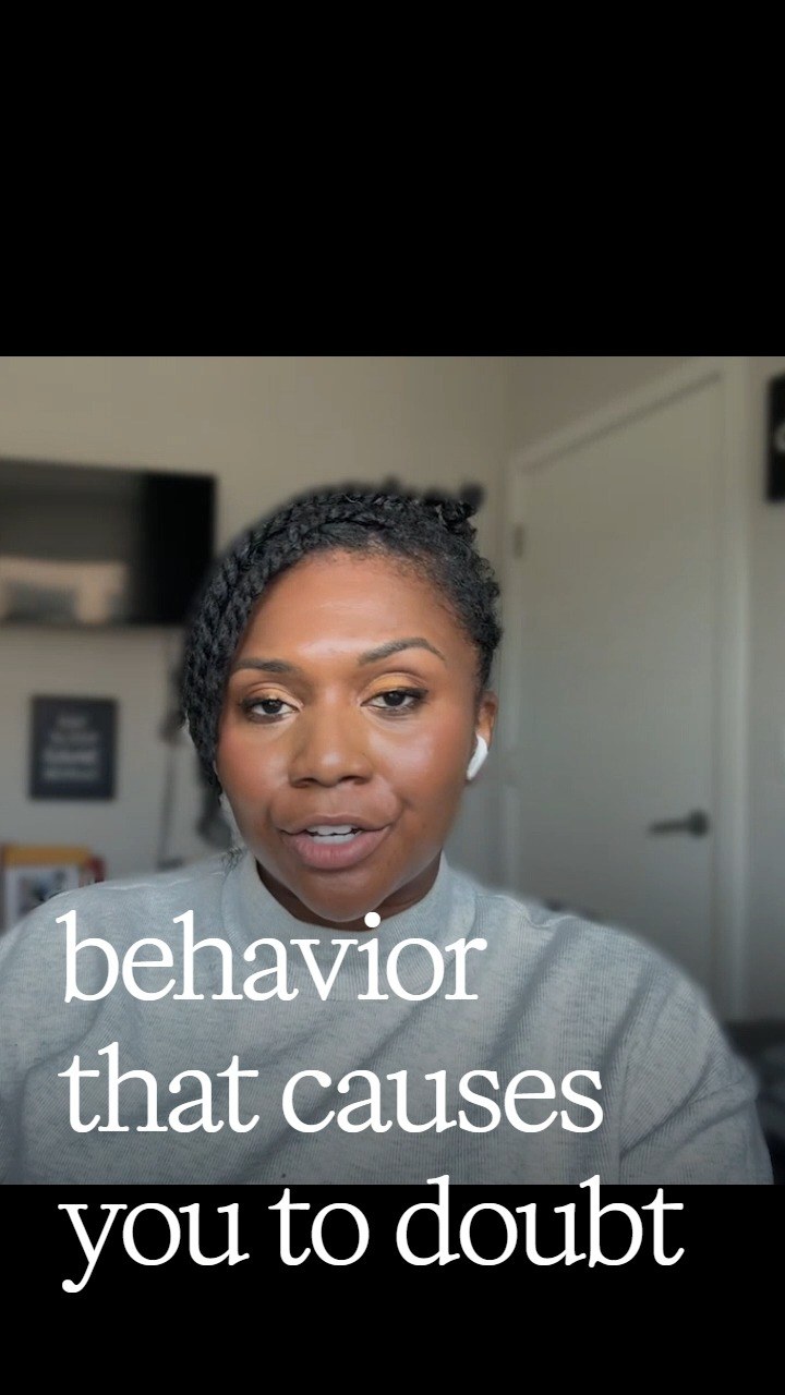 Gaslighting Isn’t One Fight, It’s a Pattern

👉 Full episode on my YT channel:
@movingbeyondyou

🎧Tune in to 7 Signs Someone Has Been Twisting Your Reality | EP 87

#Gaslighting #SelfTrust #EmotionalAbuse #HealingJourney #RelationalTrauma