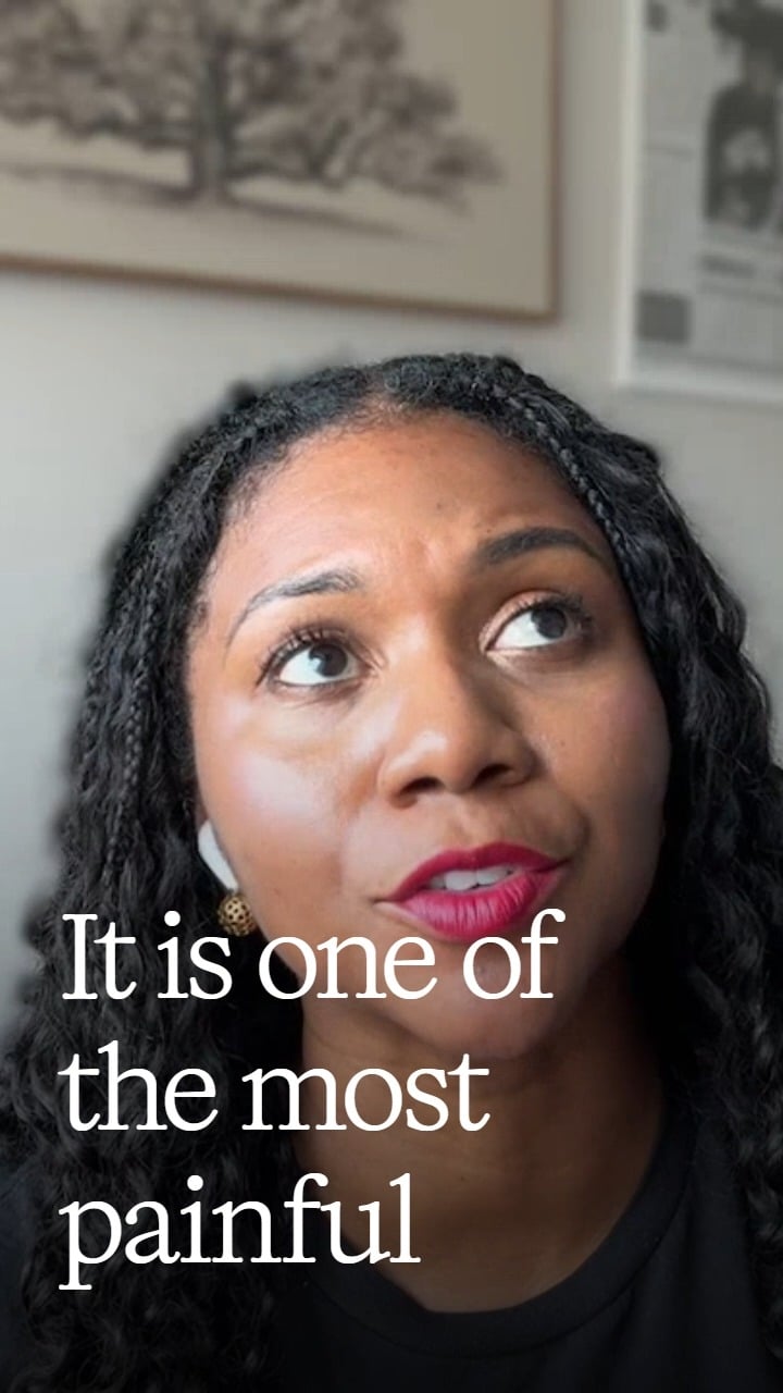 The Painful Gap Between Knowing and Going

👉 Full episode on my YT channel:
@movingbeyondyou

🎧Tune in to  If I Wanted to Leave a Toxic Relationship, I'd Do This First | EP 80

#ToxicRelationships #RelationshipAdvice #TraumaBond #PeoplePleasing #BreakupHealing #WomenOfColor #BeyondYouPodcast
