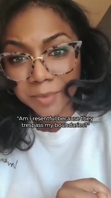 Ask yourself these critical questions.

More videos on my tiktok @movingbeyondyou

#resentment #toxicrelationships #boundaries #selfreflection #relationshipadvice #blacktherapist